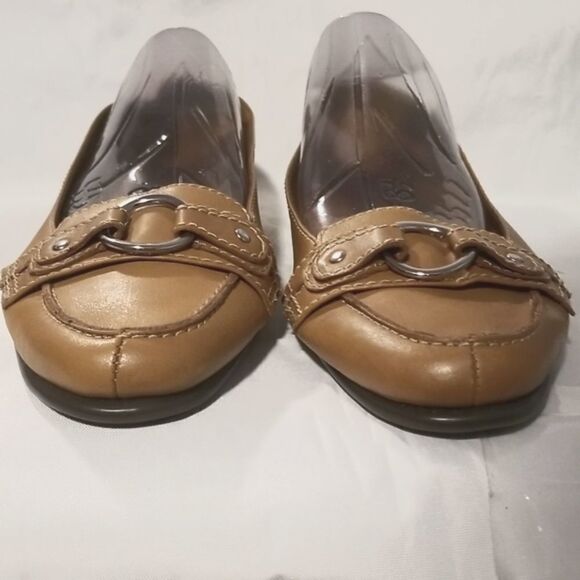 AEROSOLES TAN BALLET FLATS SZ 10 WIDE - Picture 3 of 7